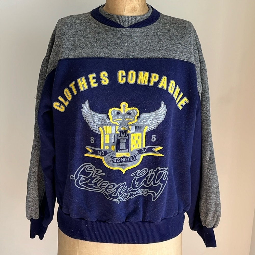 1980’s vintage French sweatshirt